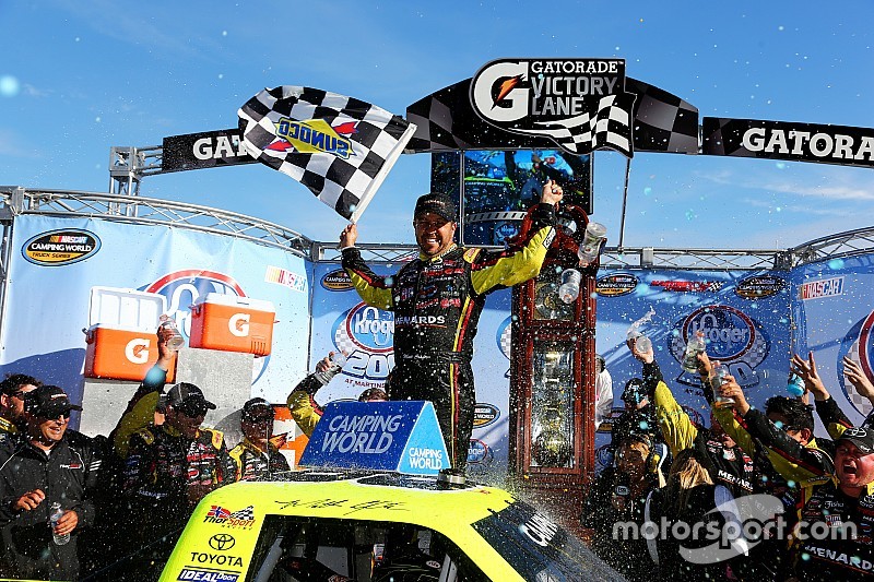 Winner Matt Crafton, Thorsport Racing Toyota