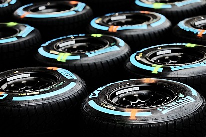 Pirelli F1-test bevestigd, paarse band in 2016