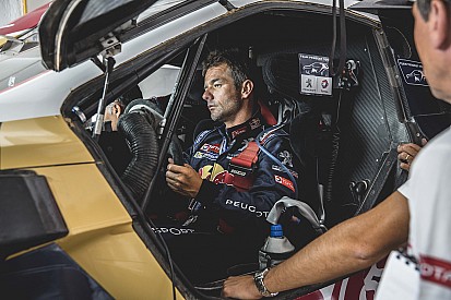 Loeb no quiere terminar el Dakar en la posición 60 