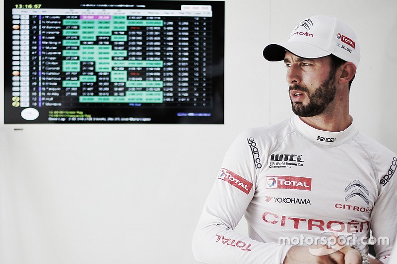 José María López conquista la carrera 1