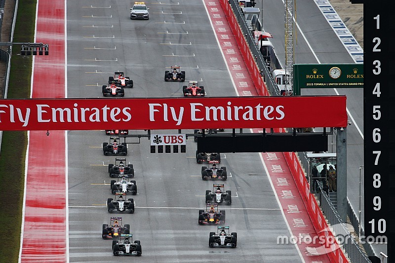 Nico Rosberg, Mercedes AMG F1 W06 leads team mate Lewis Hamilton, Mercedes AMG F1 W06 at the start of the race