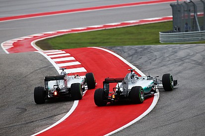 Wolff herhaalt waarschuwing voor Hamilton en Rosberg