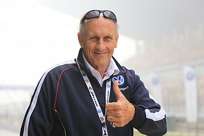 Hans-Joachim Stuck fordert: Weg mit der elektronischen Spielerei!