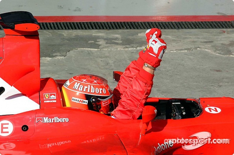 El ganador de la carrera Michael Schumacher