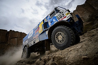Dakar Trucks - Nikolaev wint etappe 5, moeilijke dag voor Nederlanders