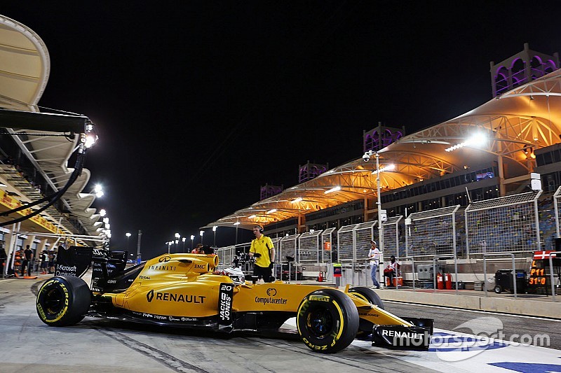 Rote Ampel überfahren: Kevin Magnussen muss aus der Boxengasse starten
