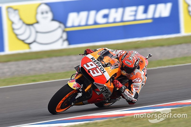Marc Márquez mit der Pole, Reifendesaster, Sturzreigen