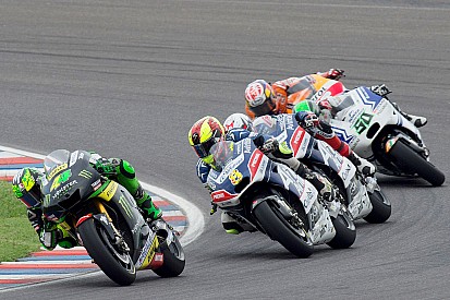 Espargaro woedend: "Oneerlijk voordeel Ducati door pitstops"