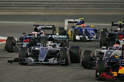 Hamilton explica su mala salida en Bahrein