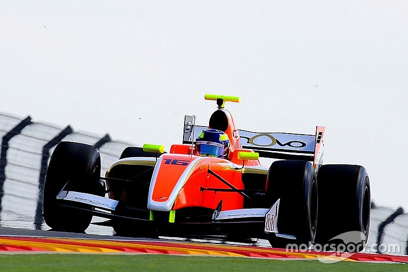 Dillmann overtuigend naar pole, Beitske Visser in top-10