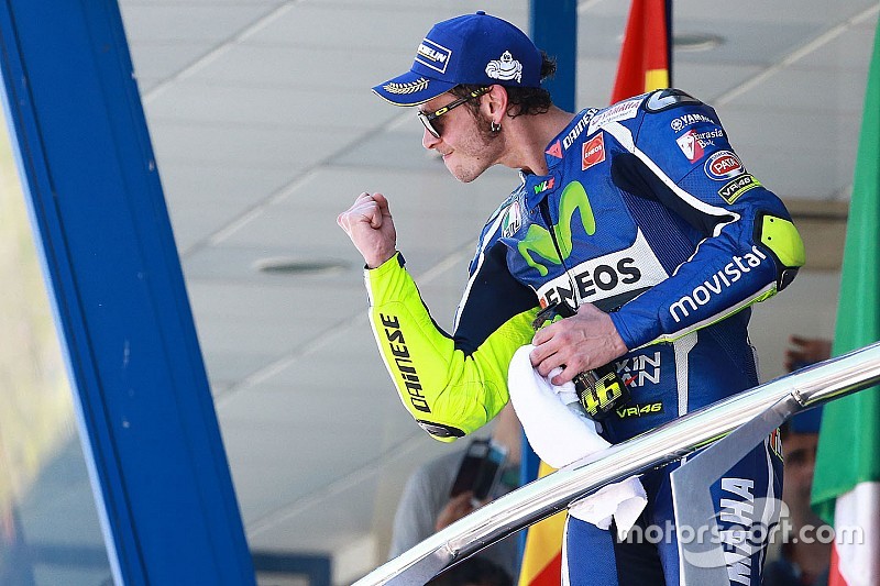 Podium: winner Valentino Rossi, Yamaha Factory Racing