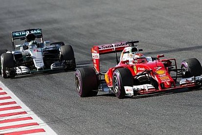 Vettel şampiyonluk adayı ilan edildi