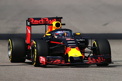 Rosberg espera que los "haters" asuman la protección del cockpit