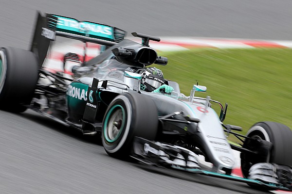 Mercedes pretende "devolver el duro golpe" de Barcelona en Mónaco