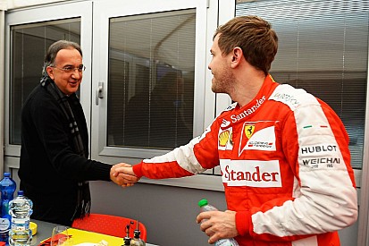 Vettel megmentőként érkezik a Ferrarihoz, ő lenne a messiás?