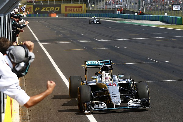 Vitória faz Hamilton se juntar a Senna, Schumacher e Prost