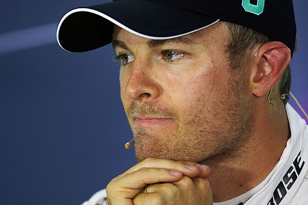 Rosberg: "duro é perder a corrida do jeito que perdi"