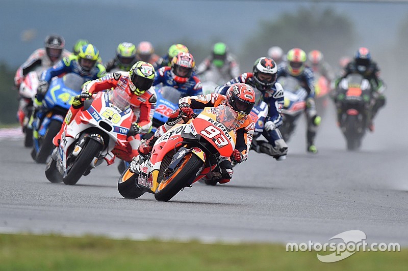 Marc Marquez, Repsol Honda Team leads at the start