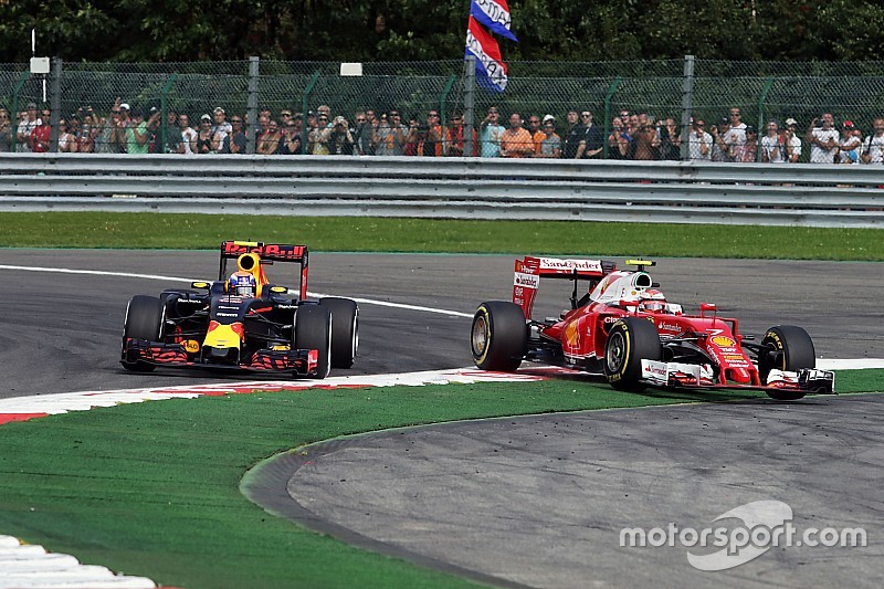 Risultati immagini per verstappen incidente con la ferrari