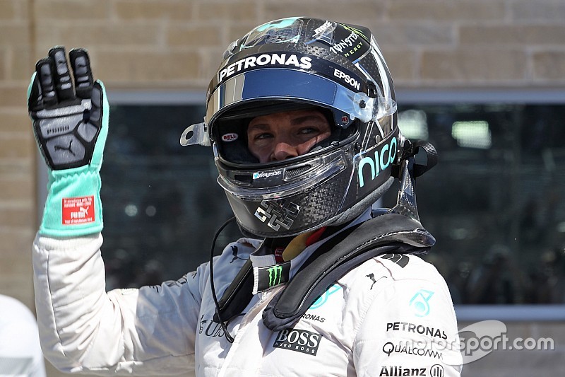 Nico Rosberg, Mercedes AMG F1 celebra su segundo puesto de clasificaci&oacute;n en parc ferme