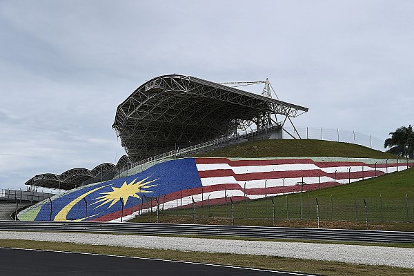Suspicacias entre los pilotos por el cambio en la última curva