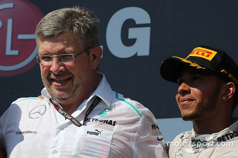 Kimi Raikkonen, Lotus F1 Team, Ross Brawn, Mercedes GP, Director técnico y Lewis Hamilton, Mercedes 