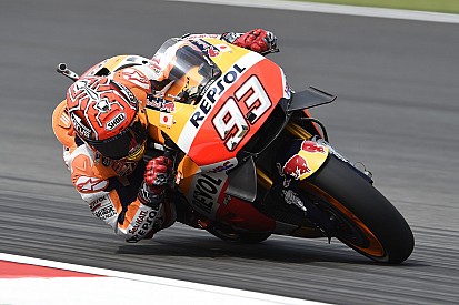 Márquez: "Suerte que ya tengo el título, sino ahora estaría con el culo apretado"