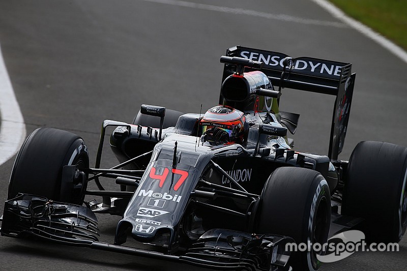 Stoffel Vandoorne, McLaren MP4-31 Piloto de pruebas y de reserva
