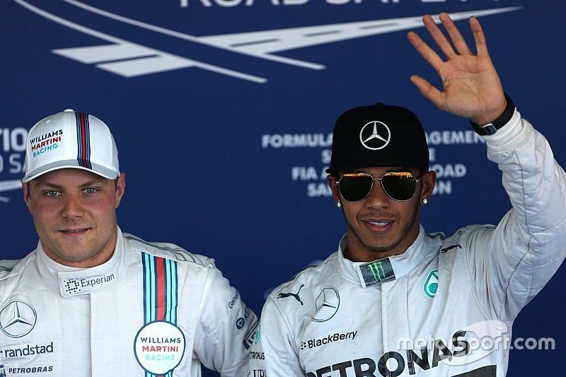 Valtteri Bottas, Williams F1 Team y Lewis Hamilton, Mercedes AMG F1 Team
