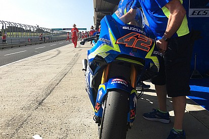 Suzuki y Aprilia probaron aletas ocultas en Phillip Island