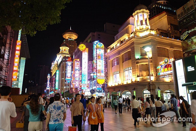 Centro de la ciudad Shanghai de noche