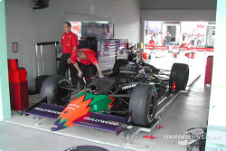 Mo Nunn Racing garage area