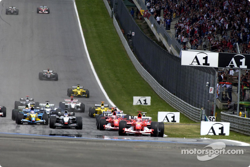 start: Michael Schumacher takes lead