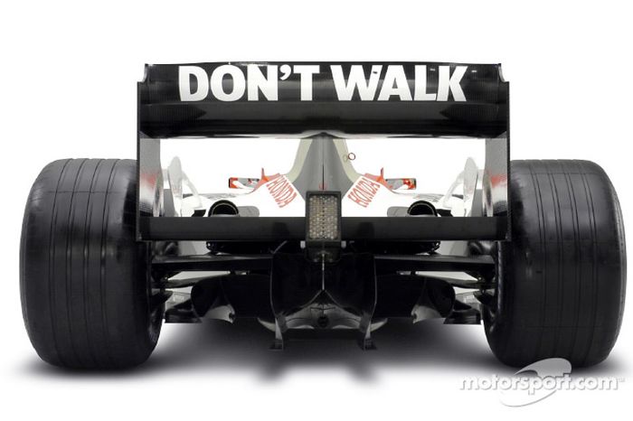 スタジオ27 B.A.R HONDA 004 JAPAN GP ´02