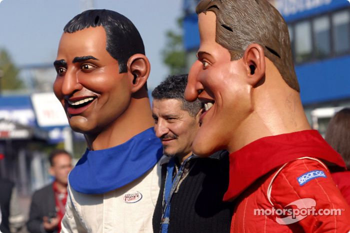 Botargas de Juan Pablo Montoya y de Michael Schumacher