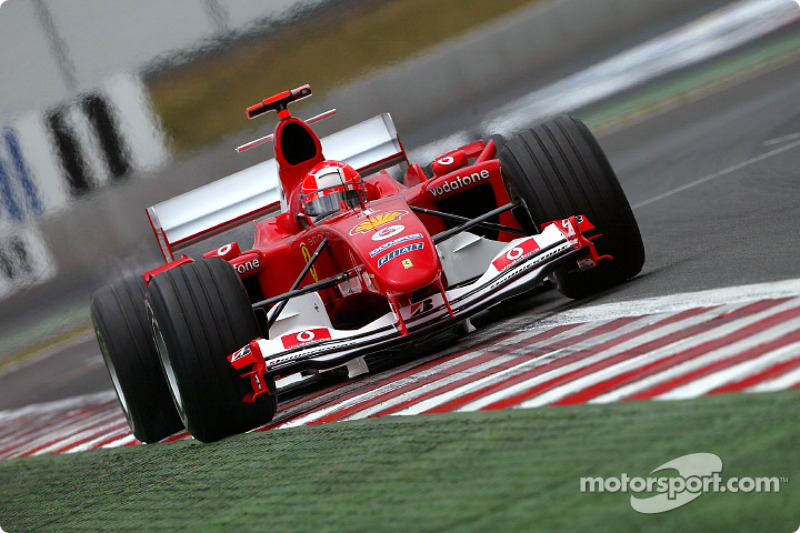 Mit dieser Vollgasstrategie kauft Schumacher Alonso den Schneid ab
