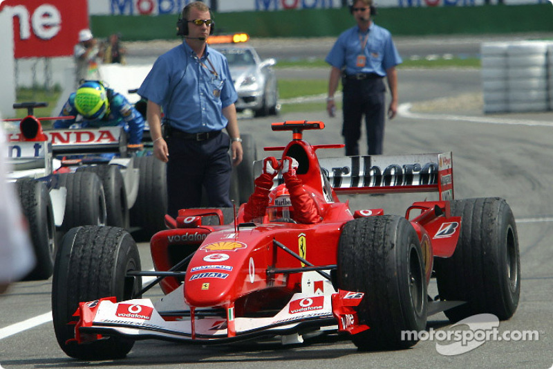 Ganador de la carrera que Michael Schumacher llega a Parc Fermé