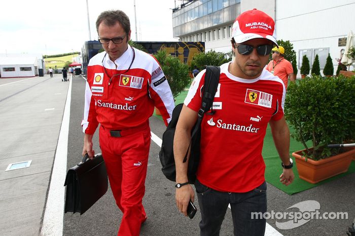 Stefano Domenicali, Ferrari Scuderia Director deportivo y Felipe Massa, Ferrari Scuderia