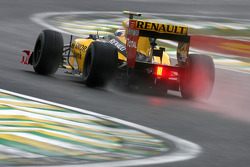 Виталий Петров, Renault F1 Team