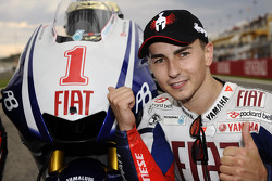 Race winnaar en 2010 MotoGP kampioen Jorge Lorenzo, Fiat Yamaha Team