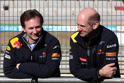 Кристиан Хорнер, руководитель команды Red Bull Racing и Эдриан Ньюи, технический директор Red Bull Racing