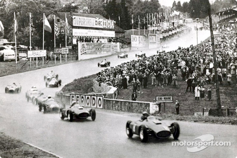 Peter Collins dans la Ferrari-Lancia D50