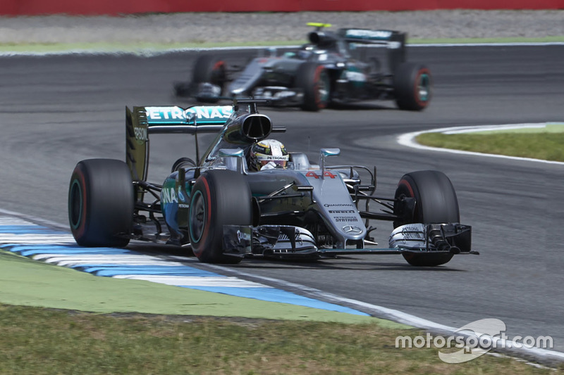 Mercedes (415 puntos)