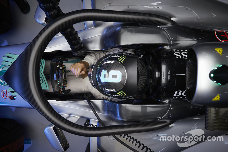 Nico Rosberg, Mercedes AMG F1 W07 Hybrid avec le Halo