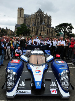#9 Team Peugeot Total Peugeot 908: Sébastien Bourdais, Simon Pagenaud, Pedro Lamy