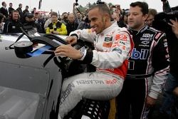 Lewis Hamilton y Tony Stewart