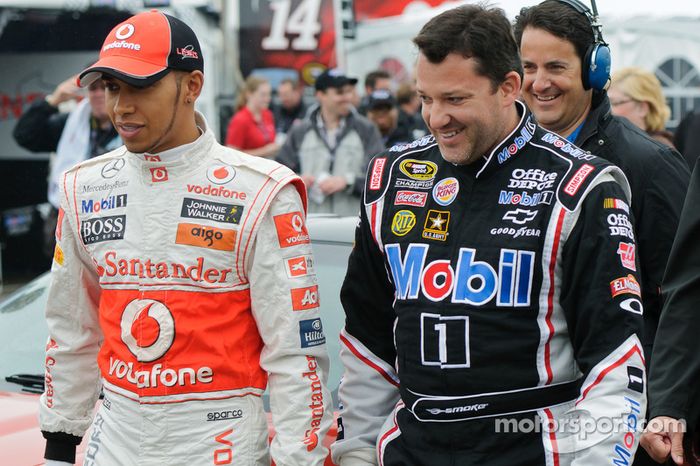 Lewis Hamilton y Tony Stewart