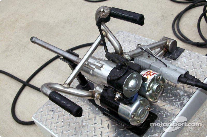 Engine starter on pitlane at Indy 500