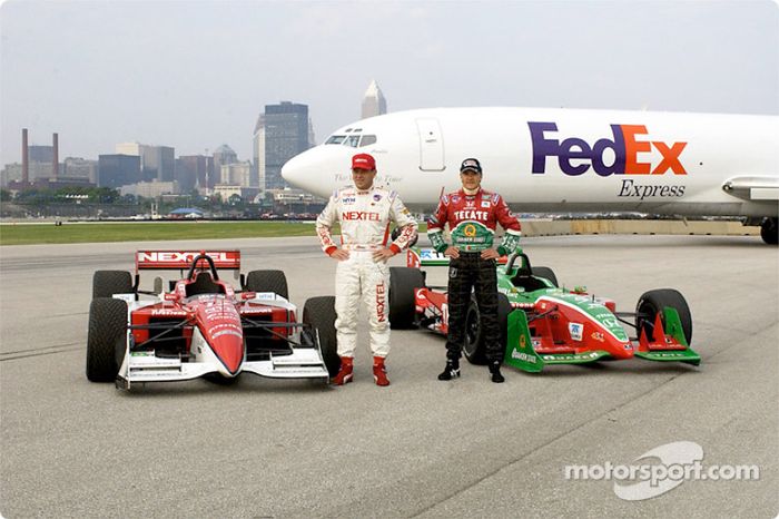 Primera fila: Mauricio Gugelmin y Adrián Fernández