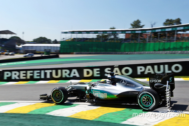 Mercedes AMG F1 W07 Hybrid: Heckbereich